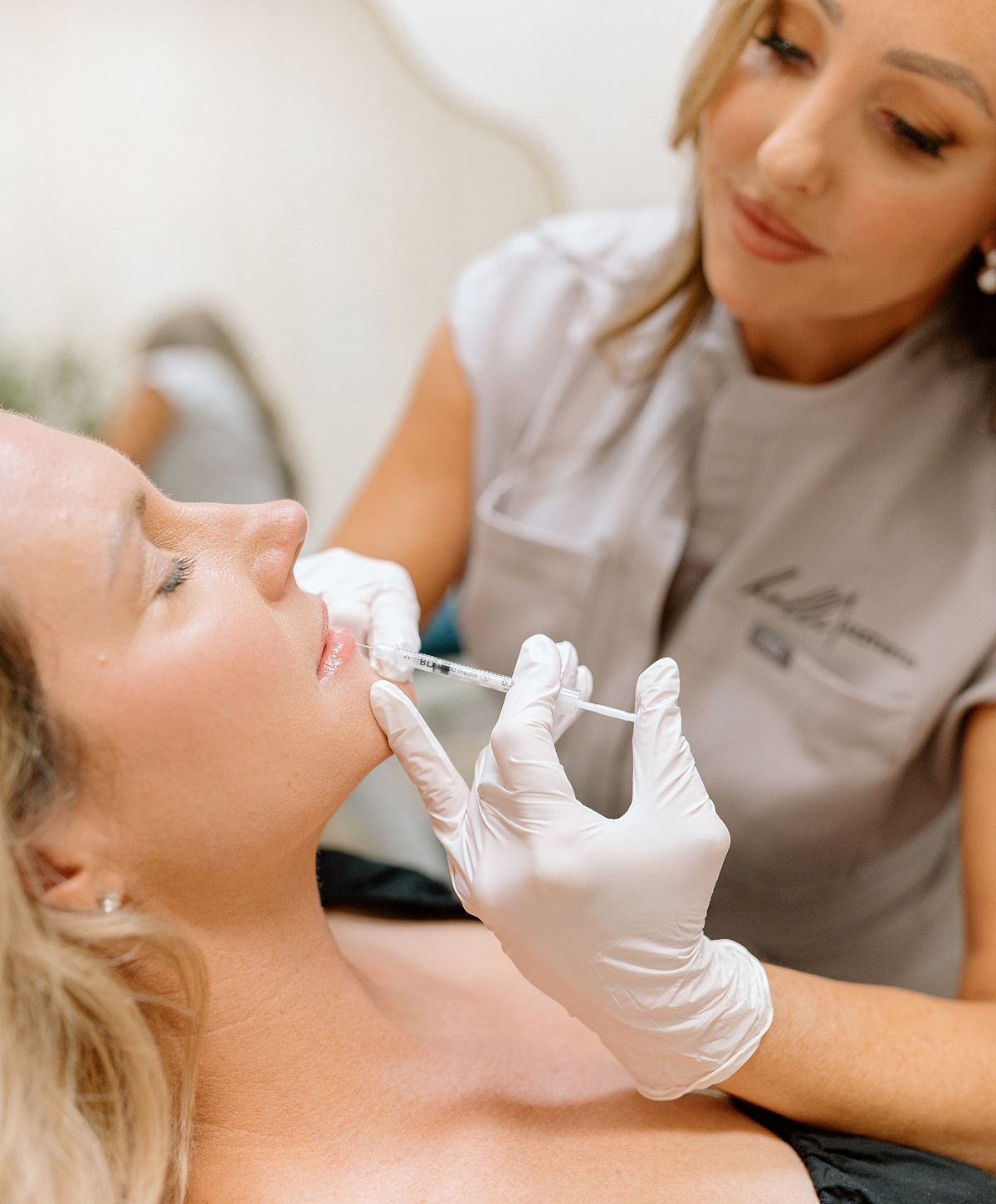 Cosmetic procedure in a professional setting.